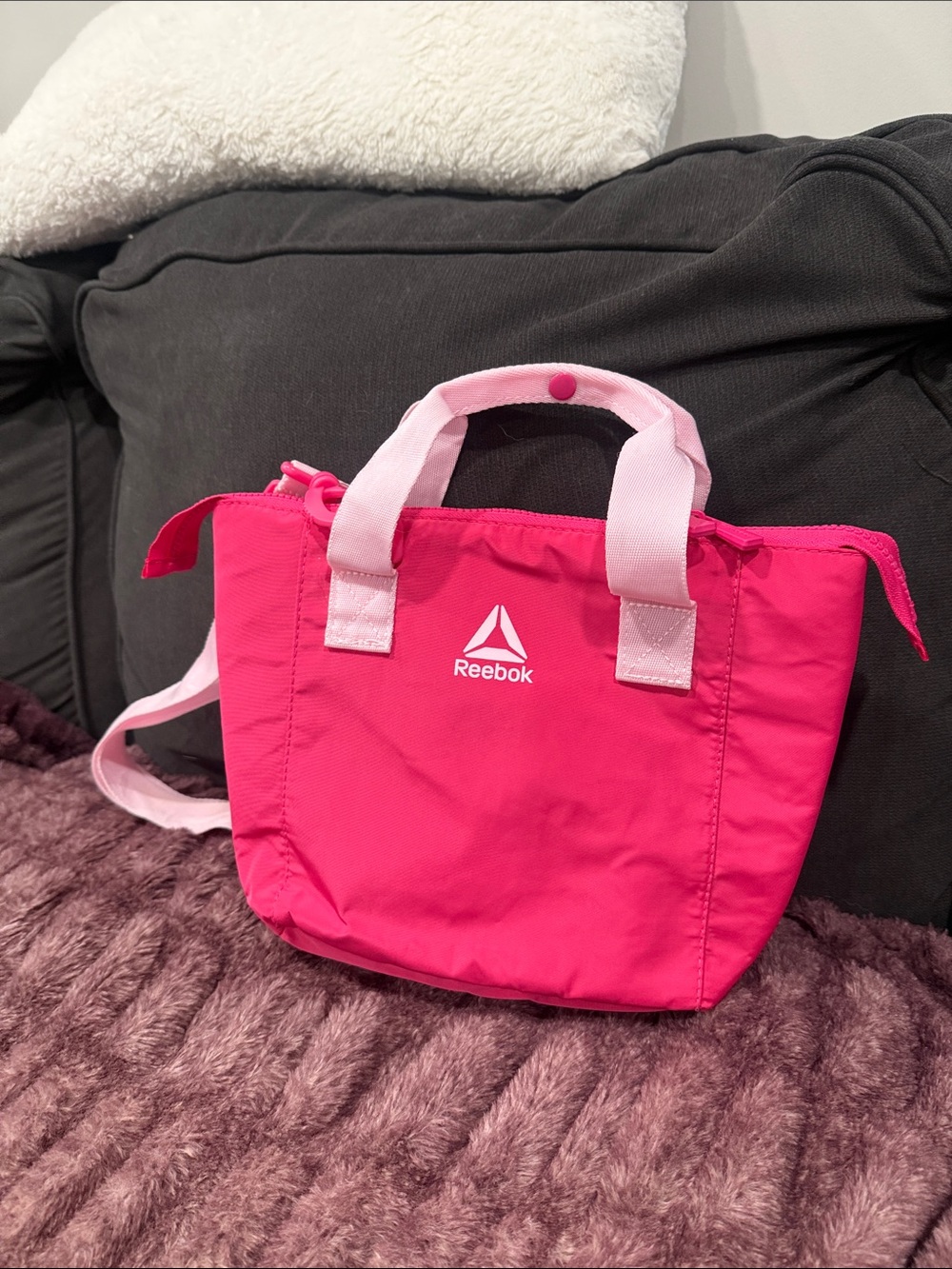 NWOT Reebok Crossbody Bag Pink, lunch bag, purse